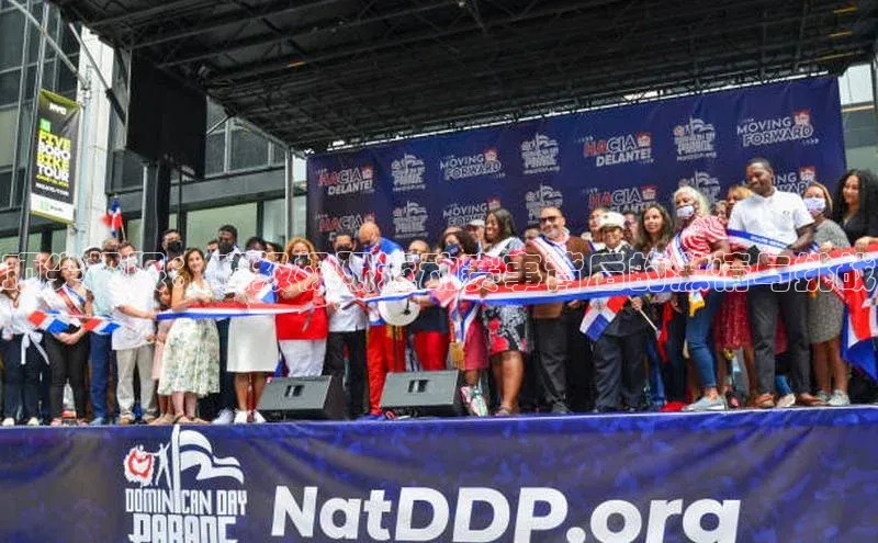 顶尖极限：顶级极限运动赛事背后的激情与挑战